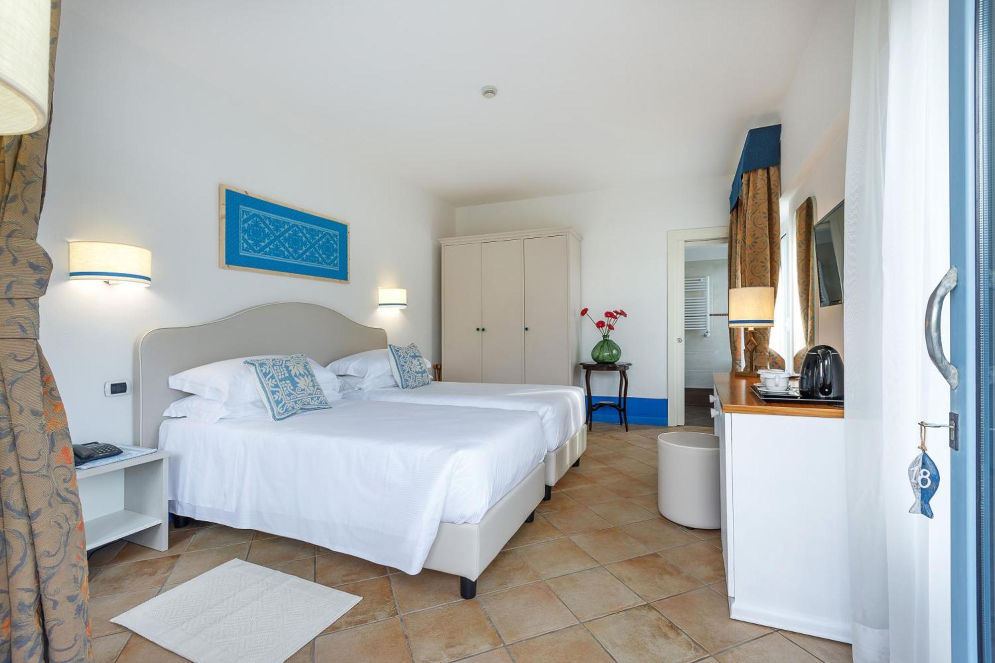 Deluxe Double or Twin Room,1552527658:JPEG